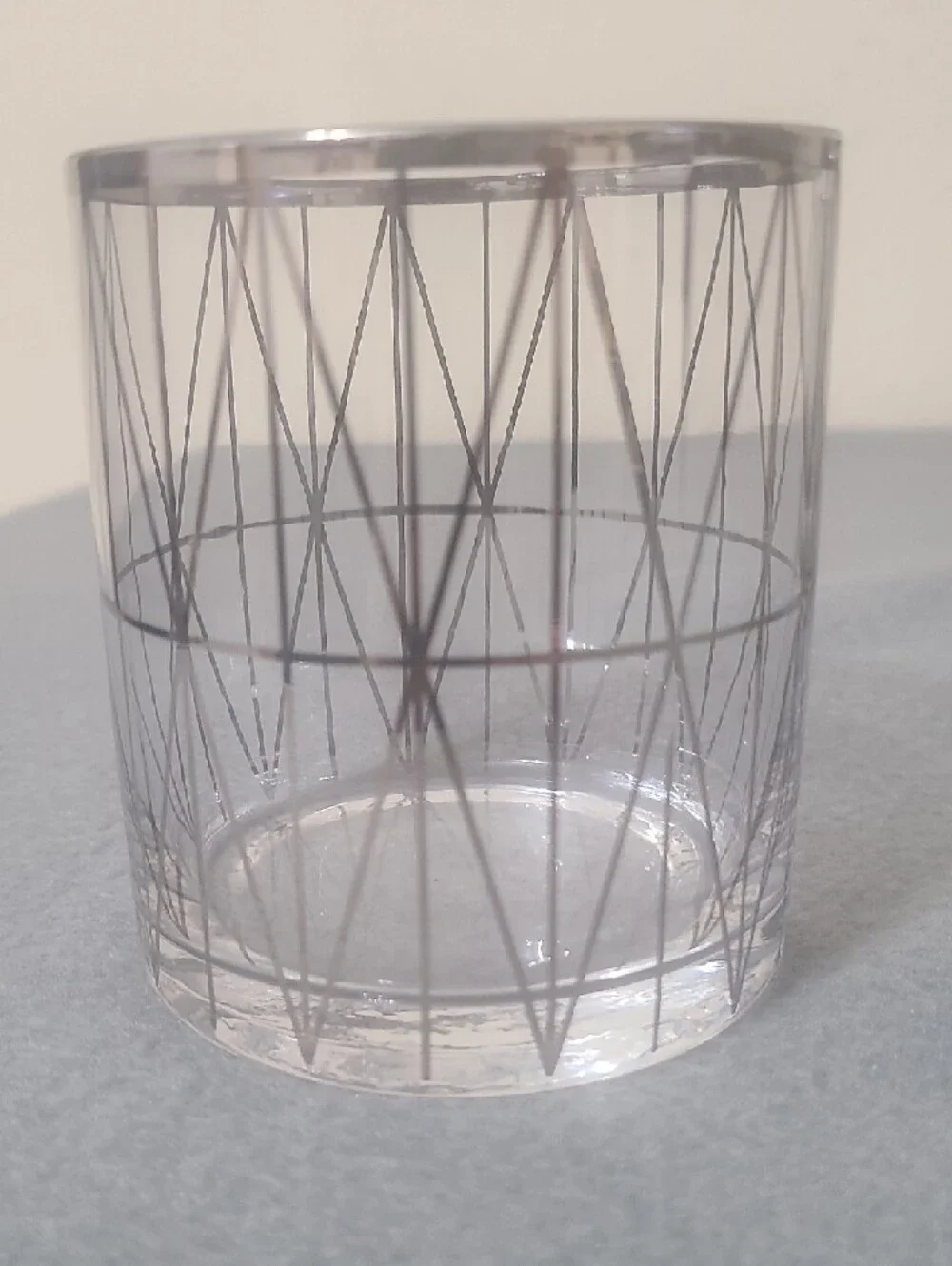 Z Gallerie Soiree Double Old Fashioned Set of 4 Glasses Silver Geometric Pattern